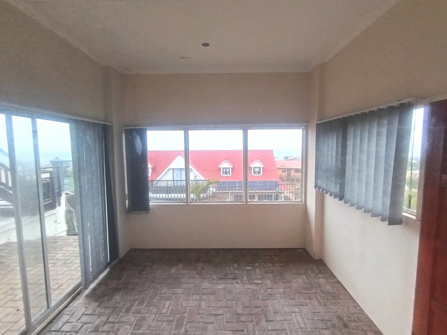 7 Bedroom Property for Sale in Tergniet Western Cape